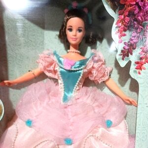NWT 1850s Southern Belle doll✨